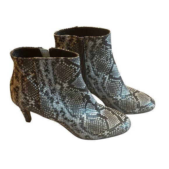 NEW AGL Snakeskin Embossed Heeled Ankle Boots Sz. 38.5 (US 8.5) - Picture 1 of 5